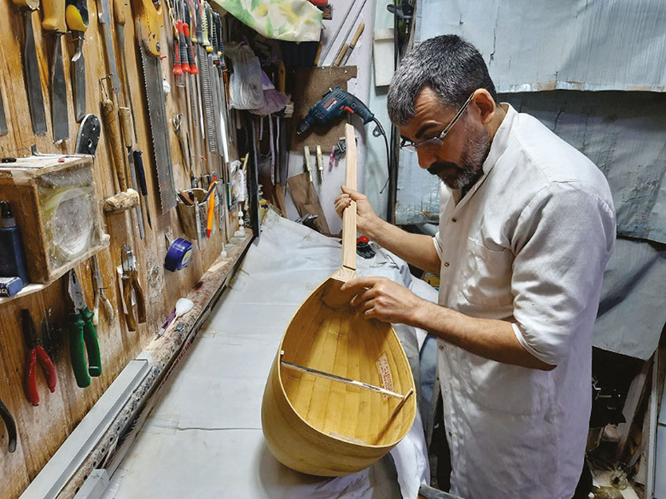 BAĞLAMA (SAZ) YAPIMCILIĞI